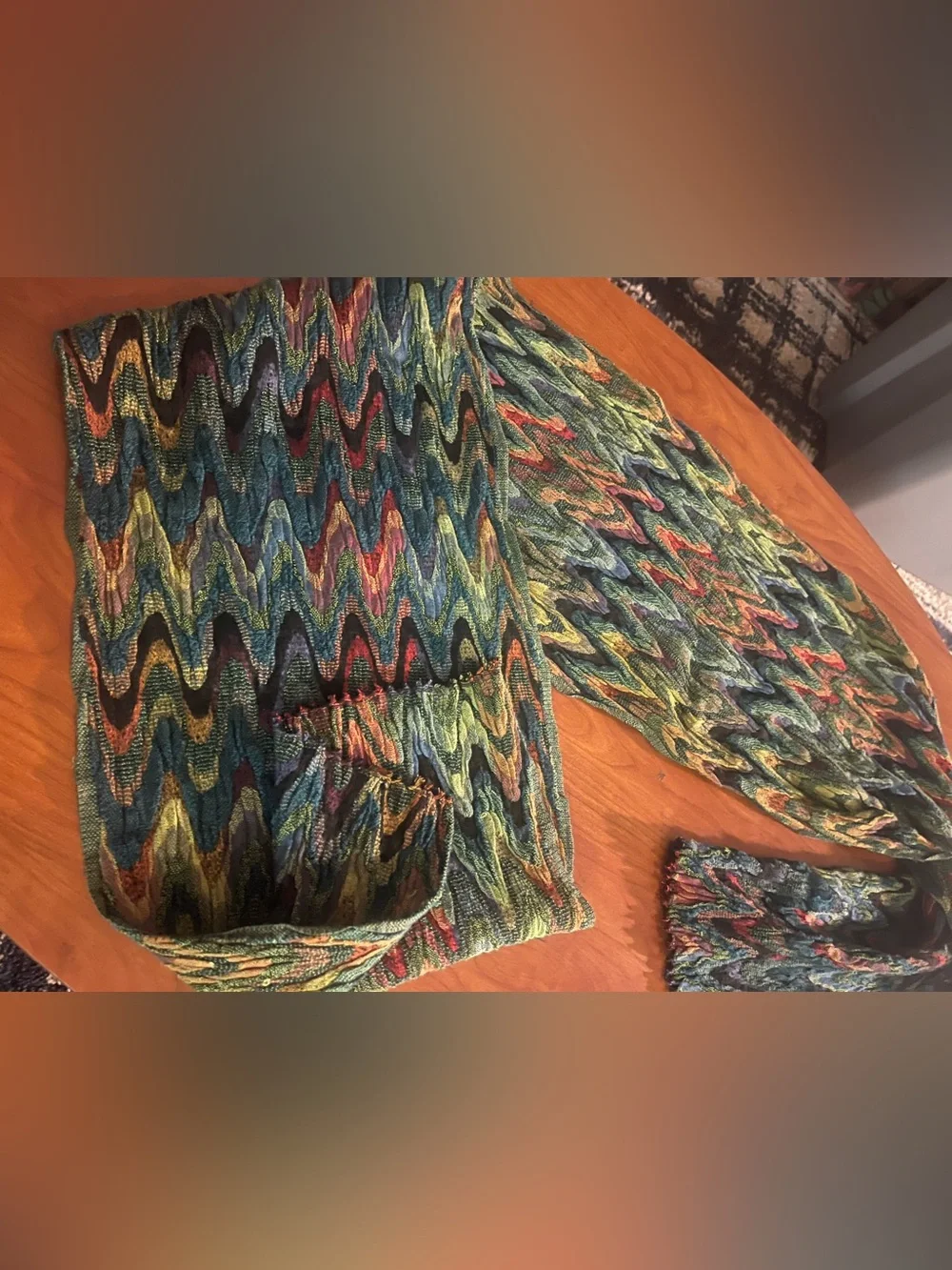 Multicolor Zigzag Knit Scarf with Green Dominance